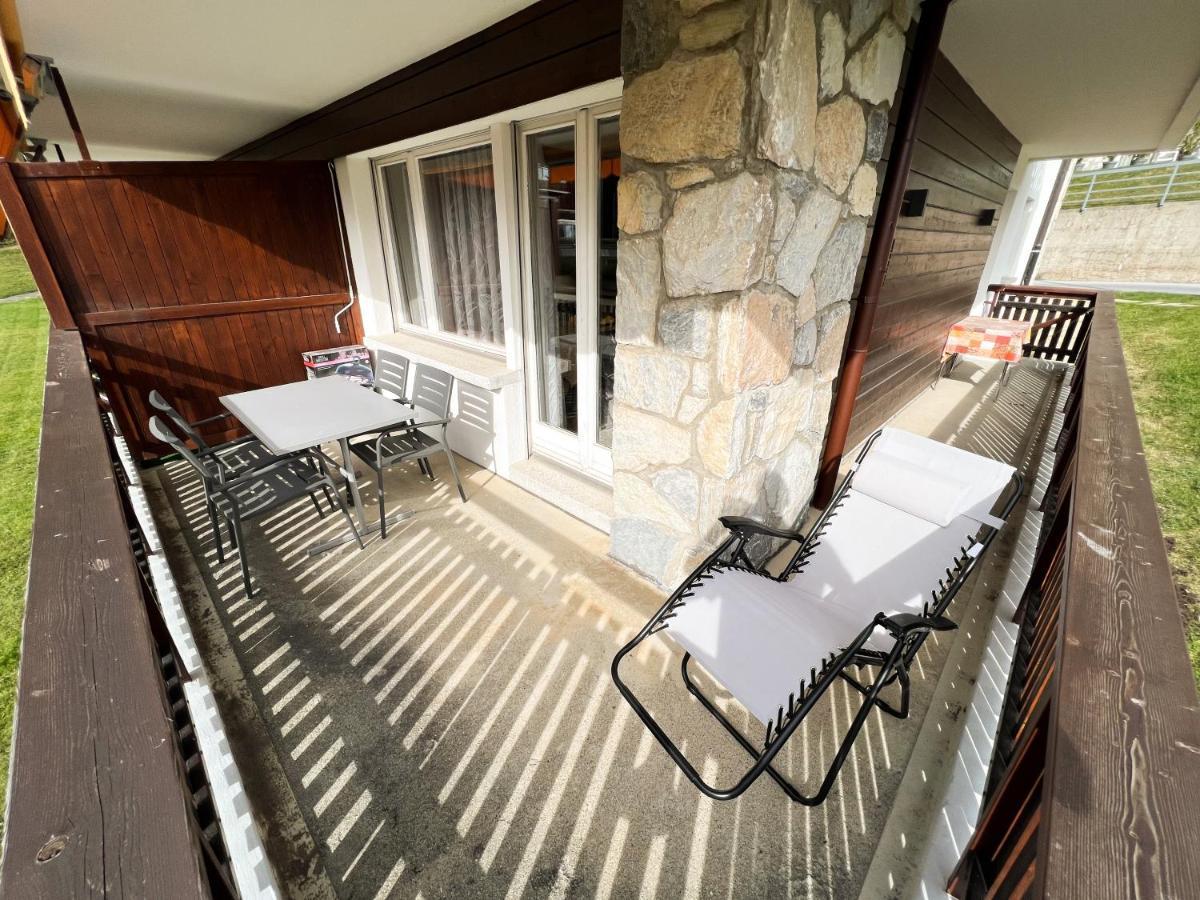 קראנס-מונטנה Bel Appartement 3 Pieces Au Pied Des Pistes De Ski מראה חיצוני תמונה